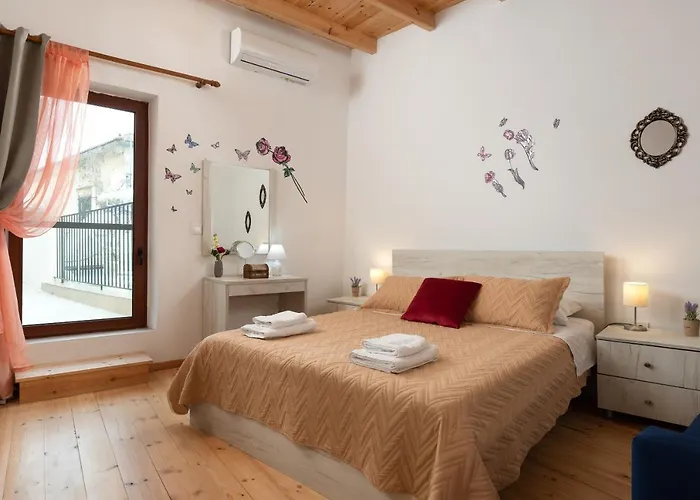 Niochori Apartments 2